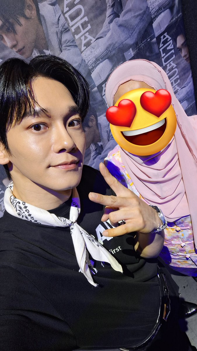 Naz 💛 tweet media