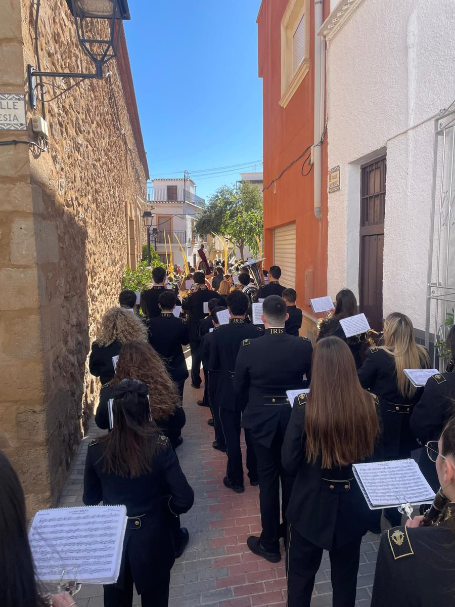 Los Iris tweet media