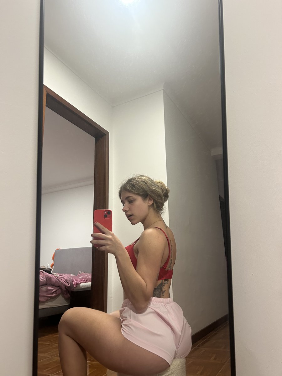 Milena Refacho tweet media