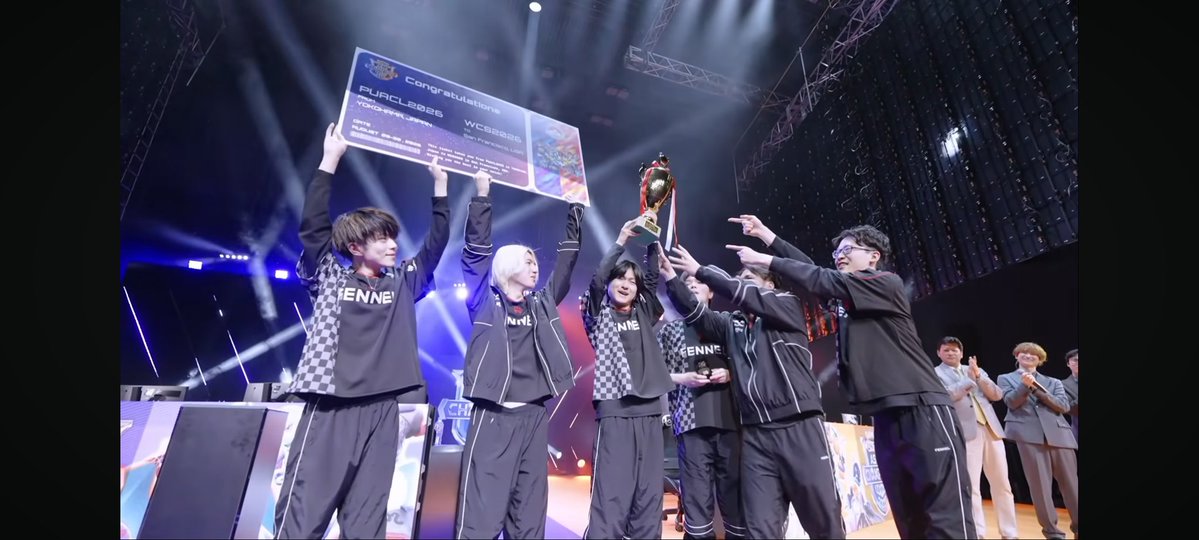 ぴよくしー tweet media