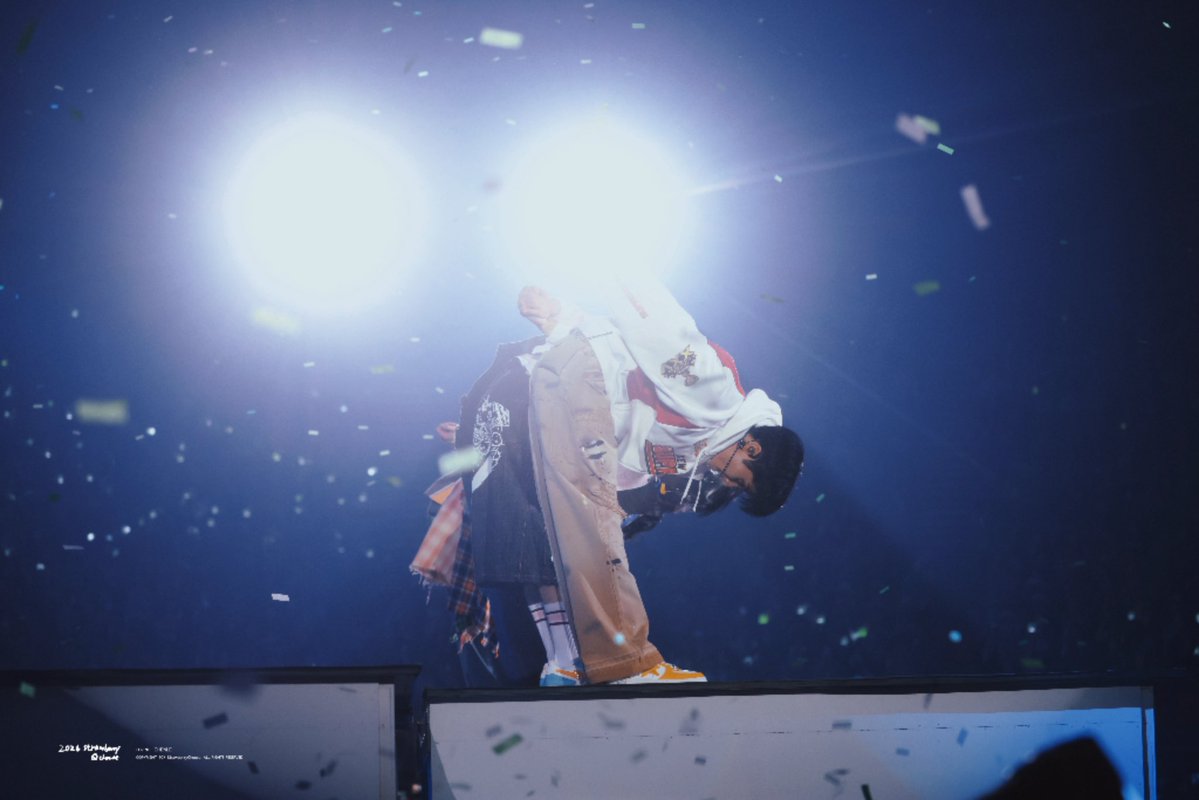 𝐒𝐭𝐫𝐚𝐰𝐛𝐞𝐫𝐫𝐲𝐂𝐡𝐞𝐞𝐬𝐞. tweet media