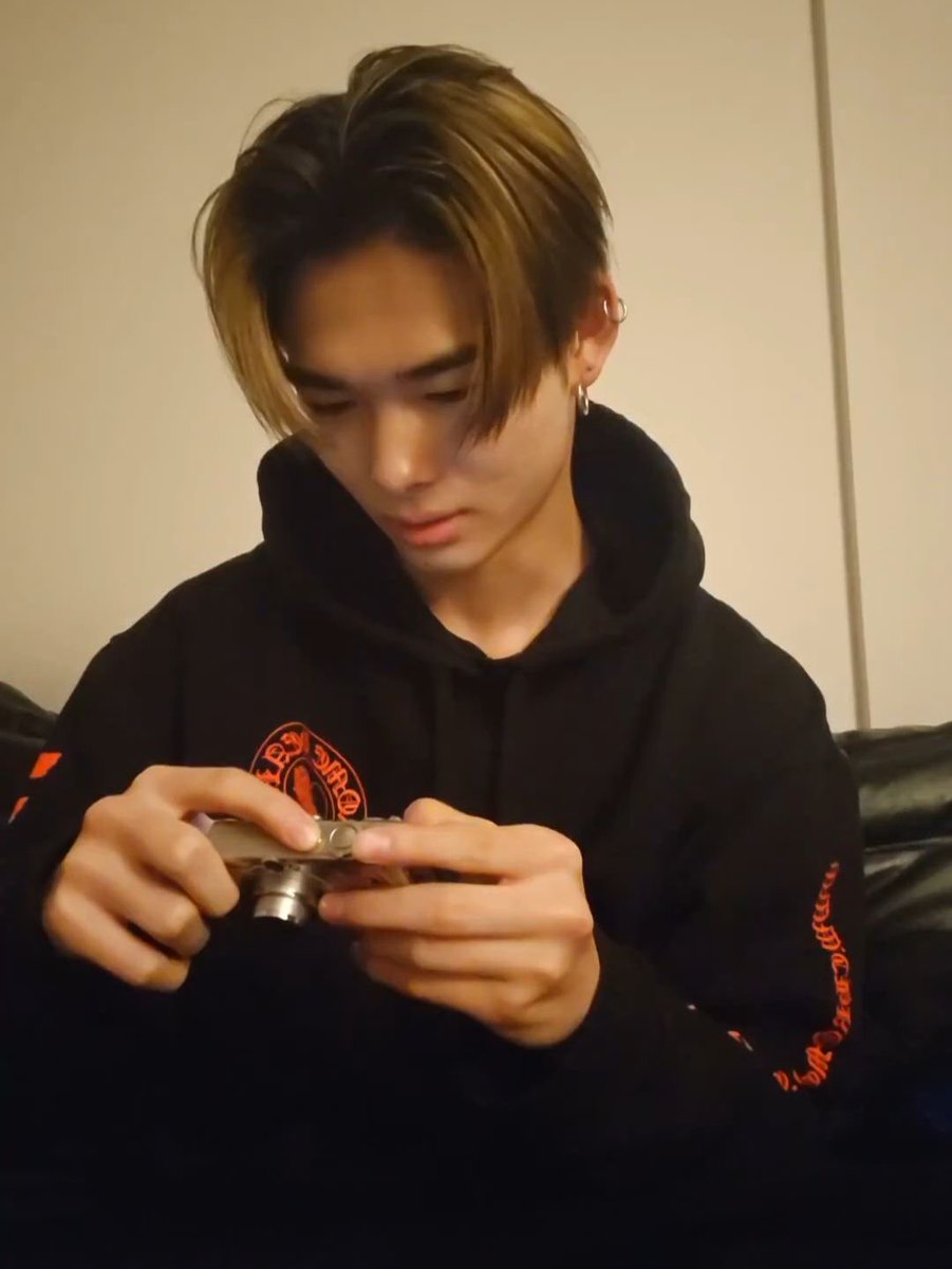 Хана | ENHYPEN IS 7 tweet media