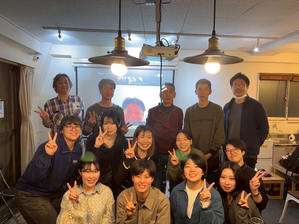 アオキ tweet media