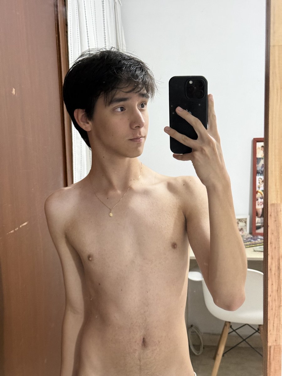 milo🐣 tweet media