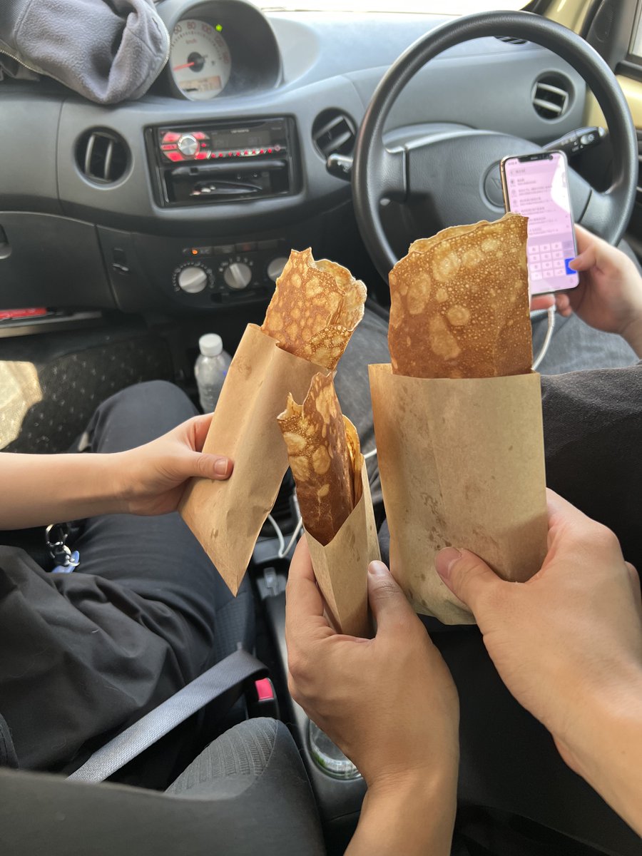 しいな tweet media