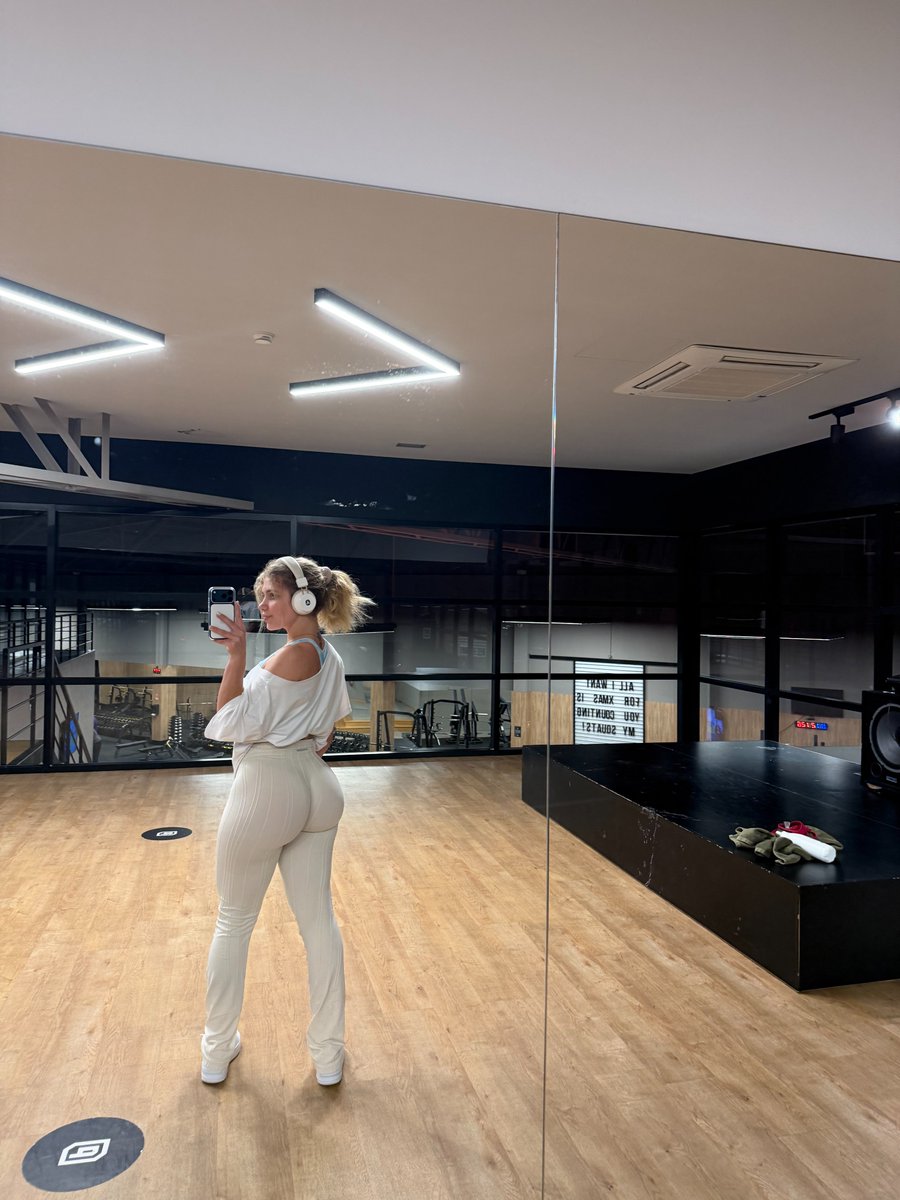 Milena Refacho tweet media