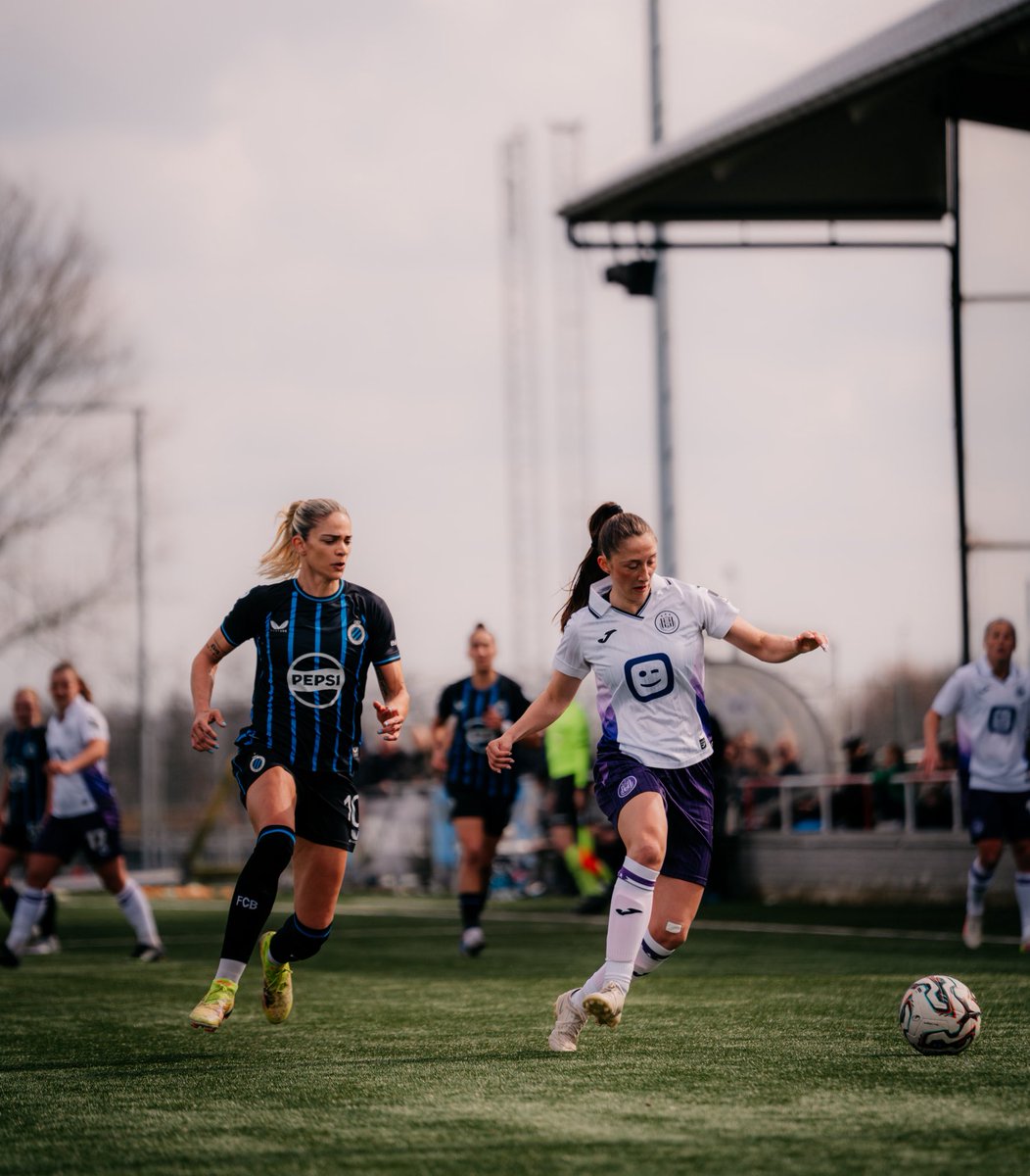 Club YLA tweet media