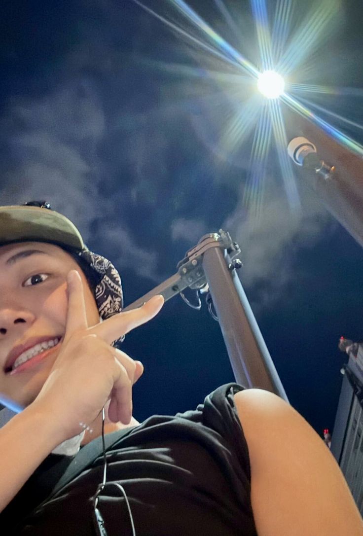 ADRIAN SANGITA. tweet media