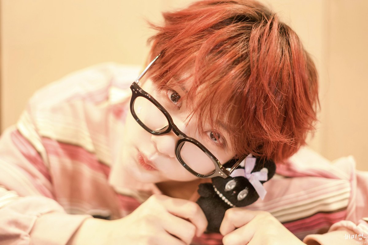 our_happy_scene's tweet image. 260329

🐰🖤

#XODIAC
#SING #씽
#麥駿昇 #シン
#소디엑
#씽유사진