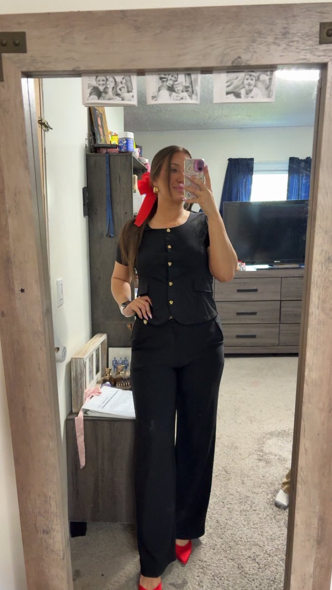 Jess 🌻 tweet media