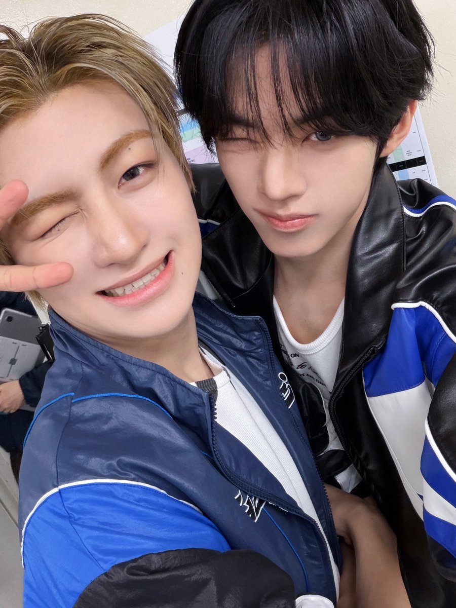 총총ᰔᩚ tweet media