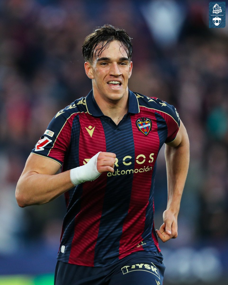 Footballogue tweet media