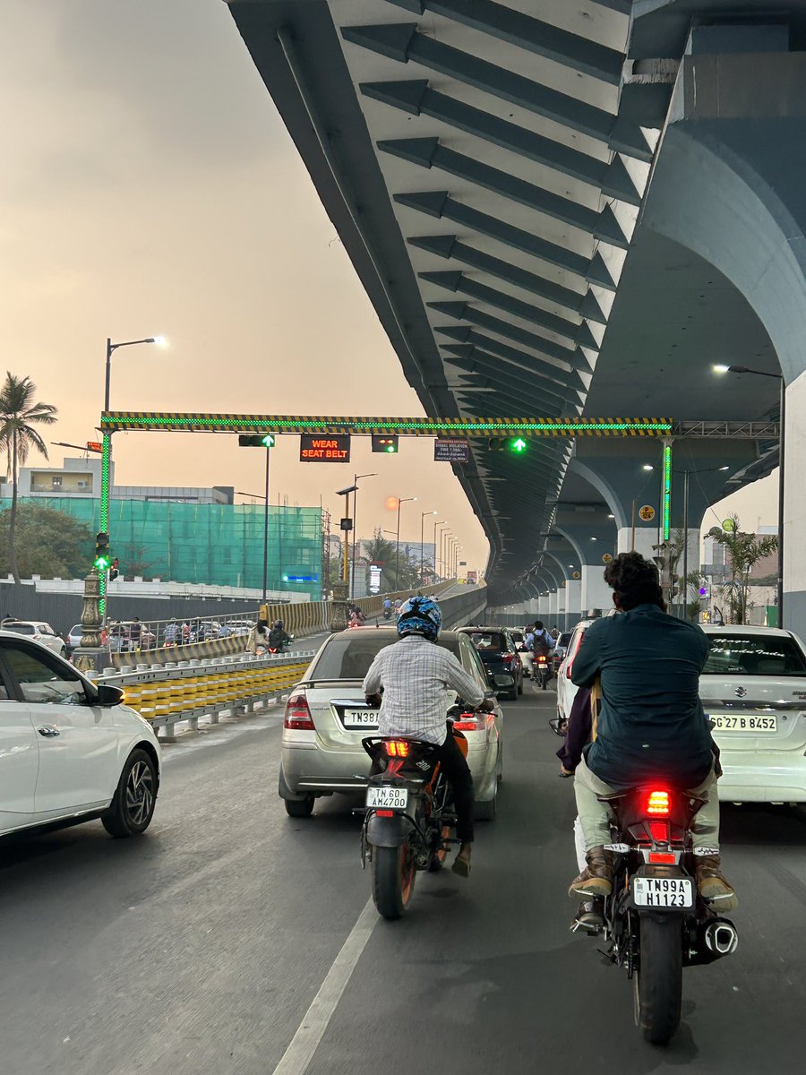 raghul 🦸‍♂️ tweet media