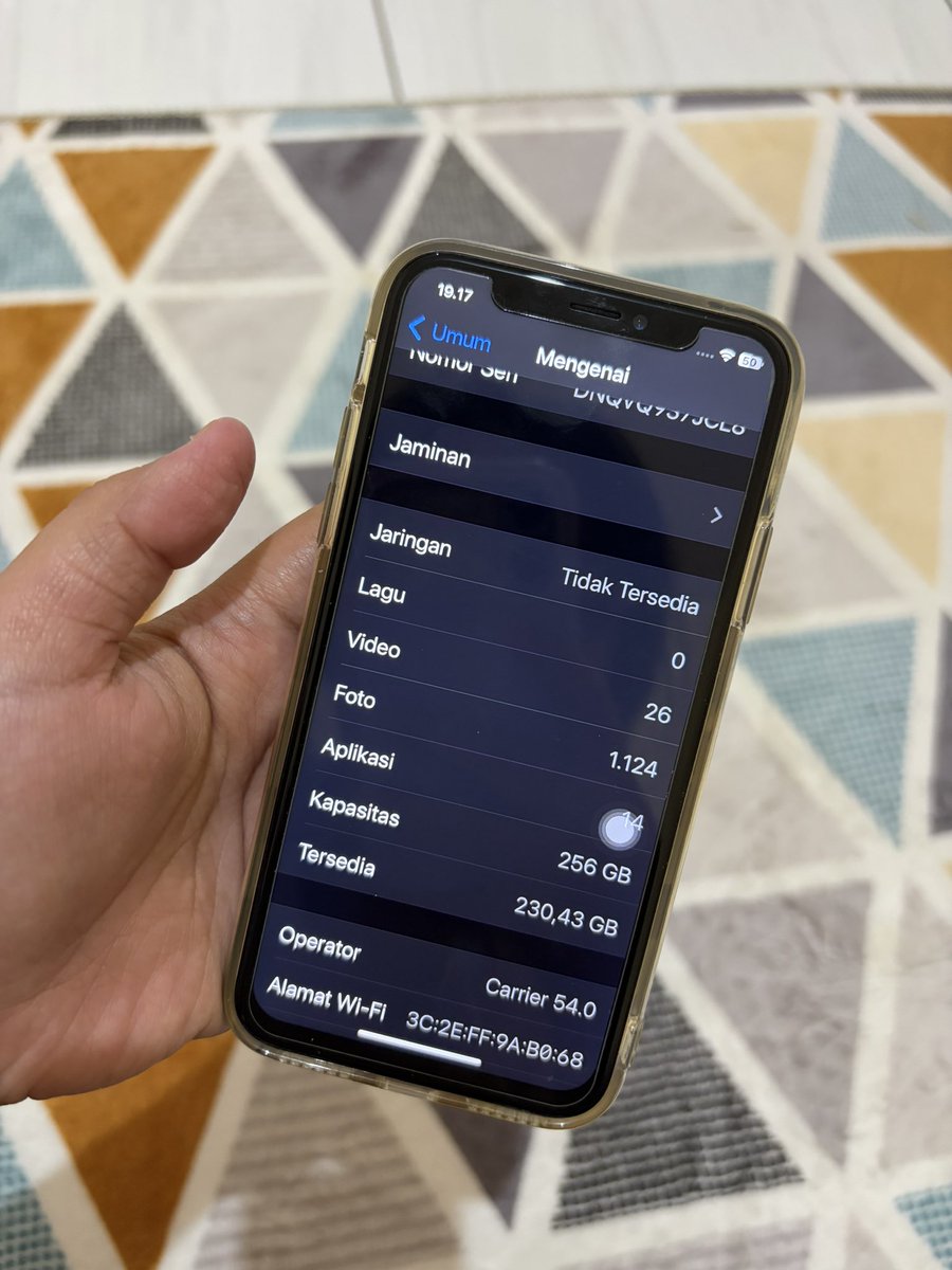 syiimy's tweet photo. WTS Iphone X 256gb ex-inter
Rp2.100.000
- lcd dan baterai pernah ganti
- all operator aman
- wifi masih nyambung tapi gatau kenapa agak lemah dibandingkan hp lain
- face id on
- kamera d/b aman
- true tone off
- ada dus

Cod tangerang/jakbar, kirim bisa tapi ada biaya lg https://t.co/Gg1b7WkWd7