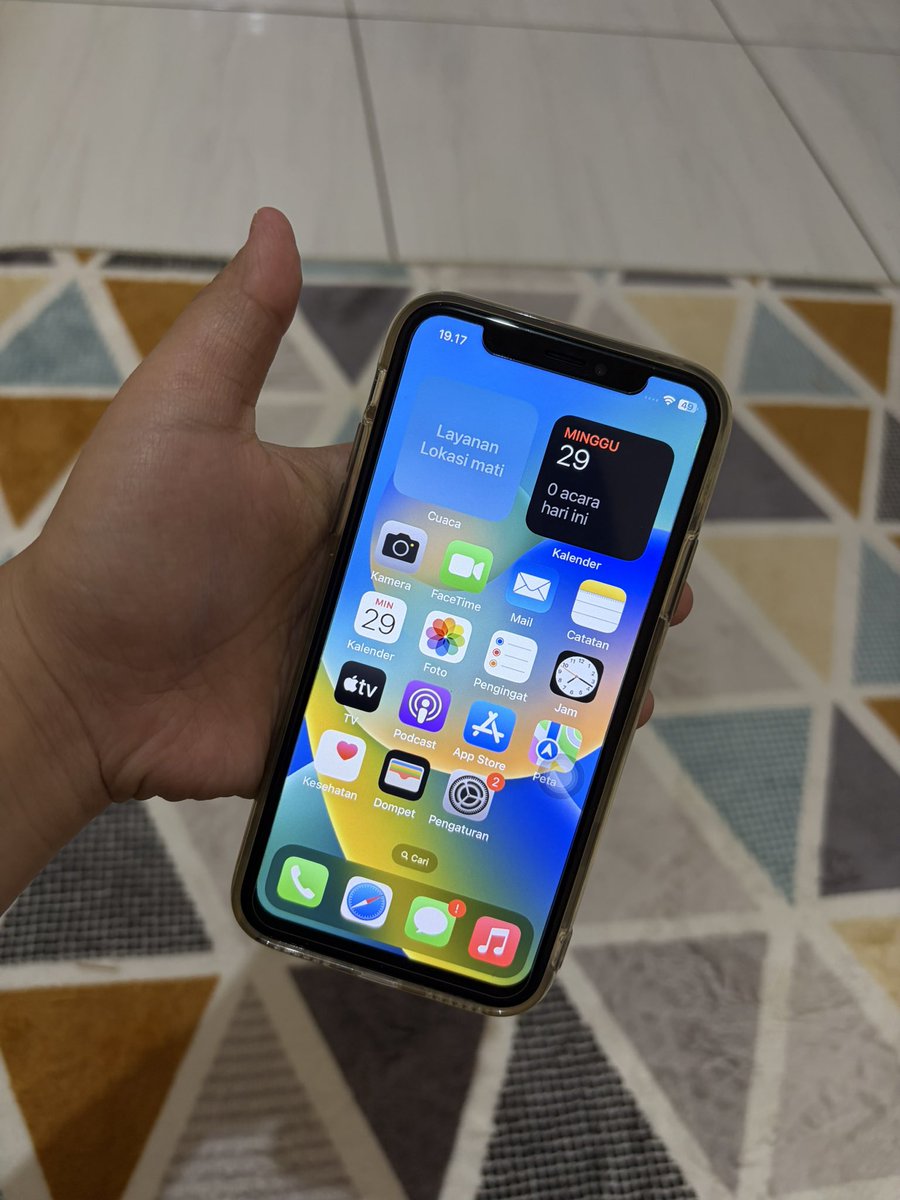 syiimy's tweet photo. WTS Iphone X 256gb ex-inter
Rp2.100.000
- lcd dan baterai pernah ganti
- all operator aman
- wifi masih nyambung tapi gatau kenapa agak lemah dibandingkan hp lain
- face id on
- kamera d/b aman
- true tone off
- ada dus

Cod tangerang/jakbar, kirim bisa tapi ada biaya lg https://t.co/Gg1b7WkWd7