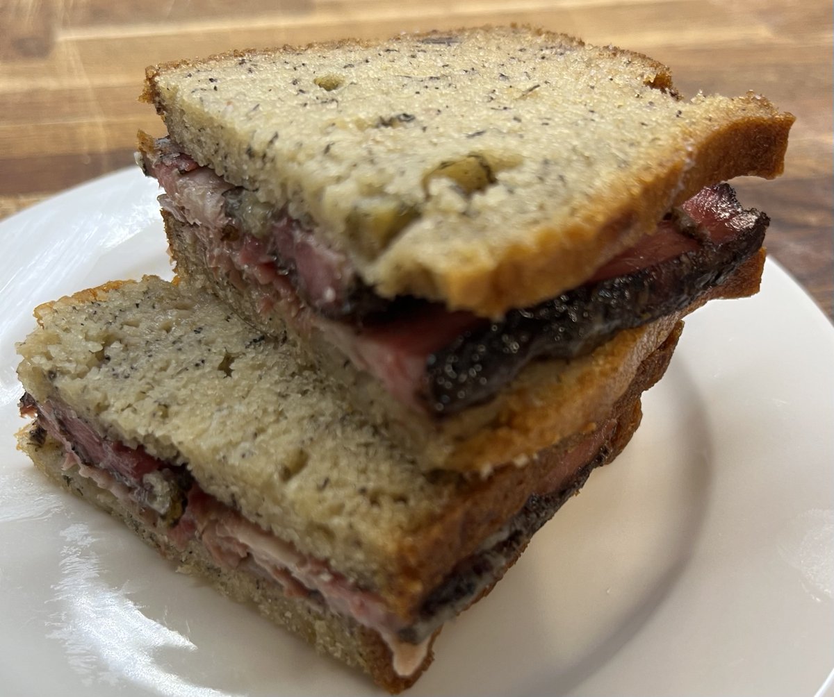 Claude Krause tweet media