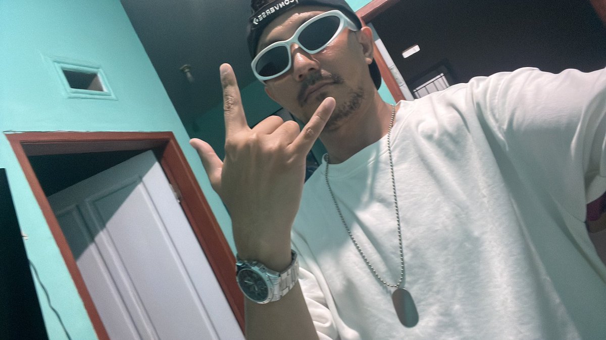 𝙧𝙤𝙢𝙖 tweet media