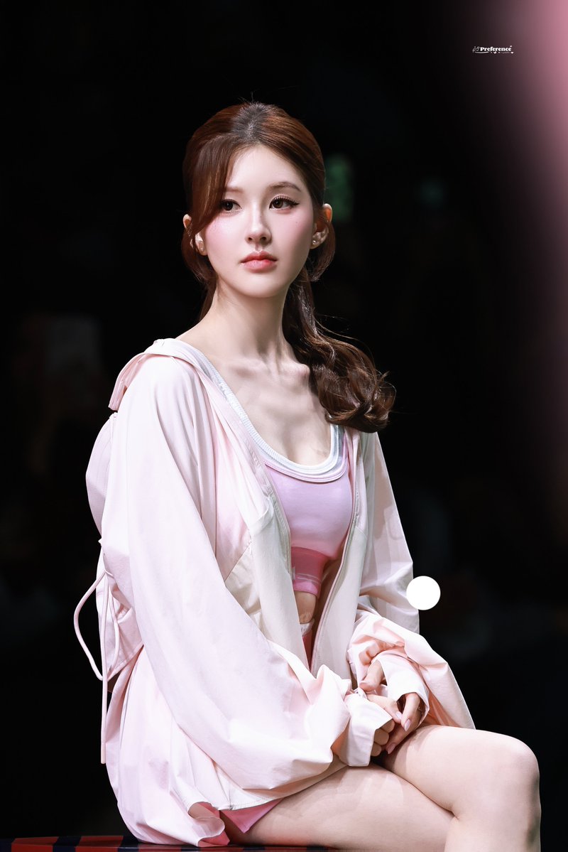 Zhao Lusi International tweet media