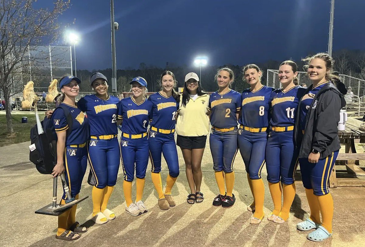 AddyHux's tweet photo. So far, SO good! Starting off hot, 5-0 batting .474 with 2 HRs! Such a blessing to get to play with my @VALegends teammates!! Offensive highlights!👇
@freitager @IHartFastpitch @Legends_Premier  @ExtraInningSB @CoastRecruits @SBRRetweets @TopPreps @ExtraInningSB @VALegends16U https://t.co/yV64smbbyG