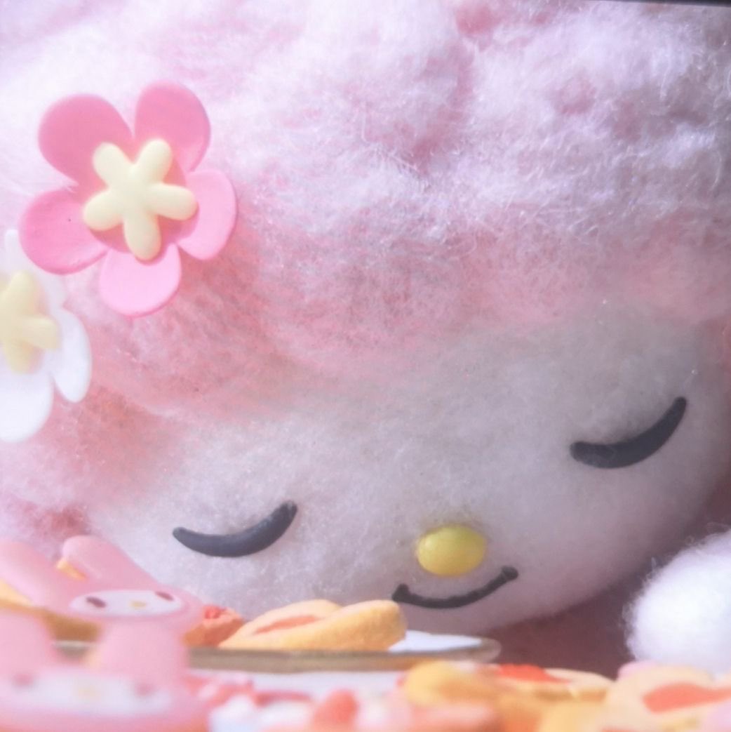 𝑚𝑖 tweet media