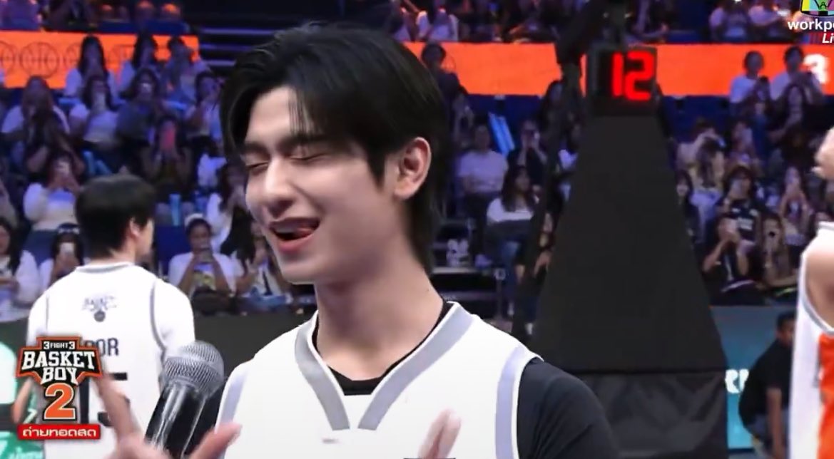 นู๋โซ tweet media