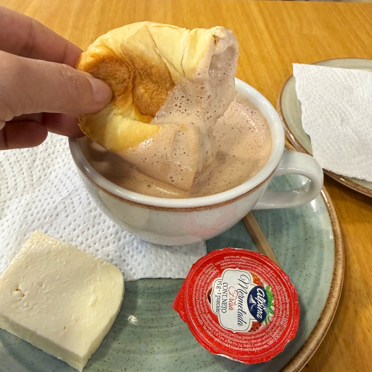 Dahiana R. Ospina tweet media