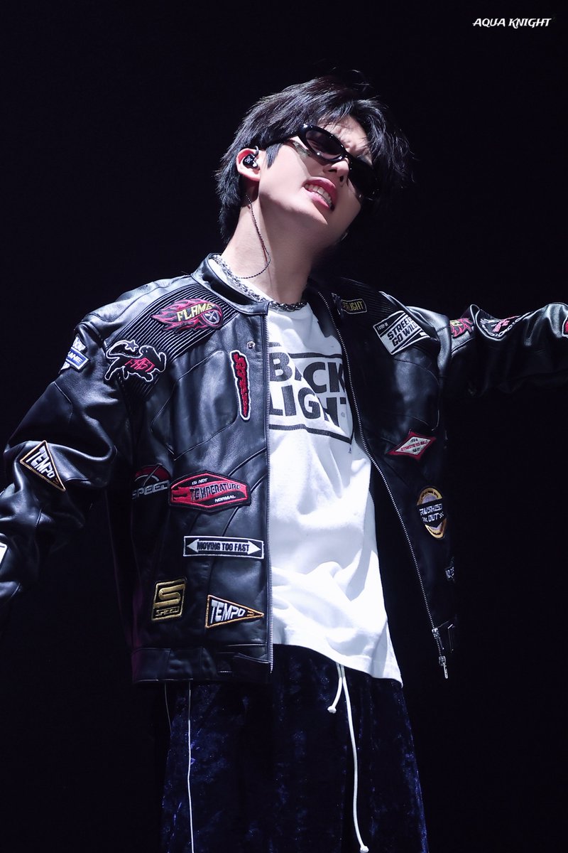 𝙰𝚚𝚞𝚊 𝚔𝚗𝚒𝚐𝚑𝚝 tweet media