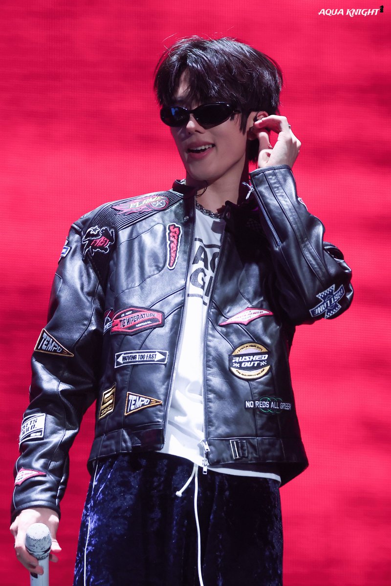 𝙰𝚚𝚞𝚊 𝚔𝚗𝚒𝚐𝚑𝚝 tweet media