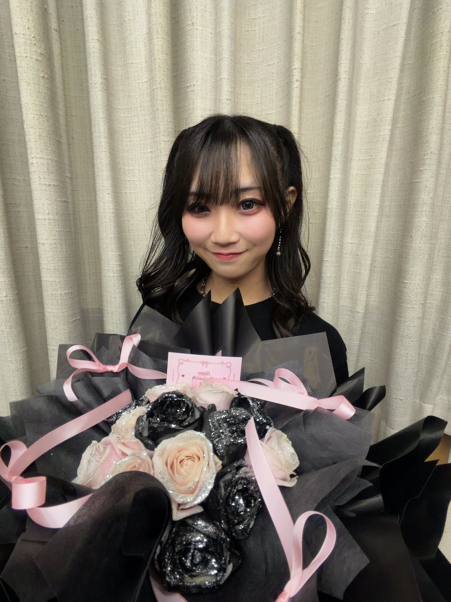 h1na_0829's tweet photo. 昨日3月28日にらじお女子を卒業しました
ここまで続けてこれたのは、
応援してくれたみんなのおかげです
本当にありがとうございました😭
そして来てくださったリスナーさん
本当にありがとう🖤
みんなに出会えて幸せです🩷
SNSは引き続き使用していいとのことなのでこれからもよろしくお願いします🙇‍♀️ https://t.co/MBeUsDb8XM