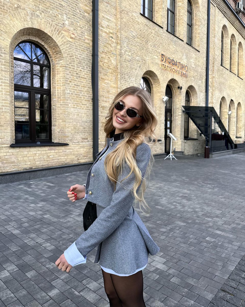 Maria6s8 tweet picture