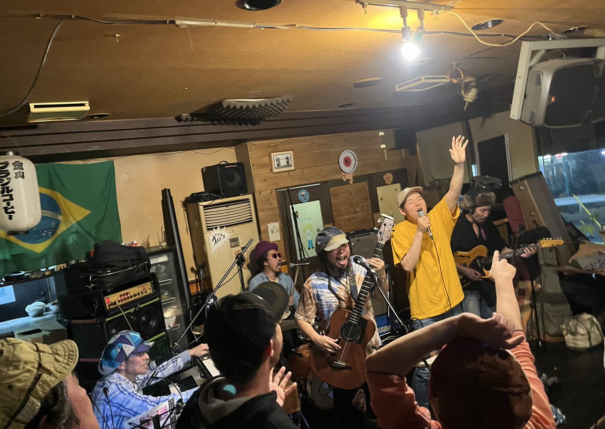 haratarash tweet media