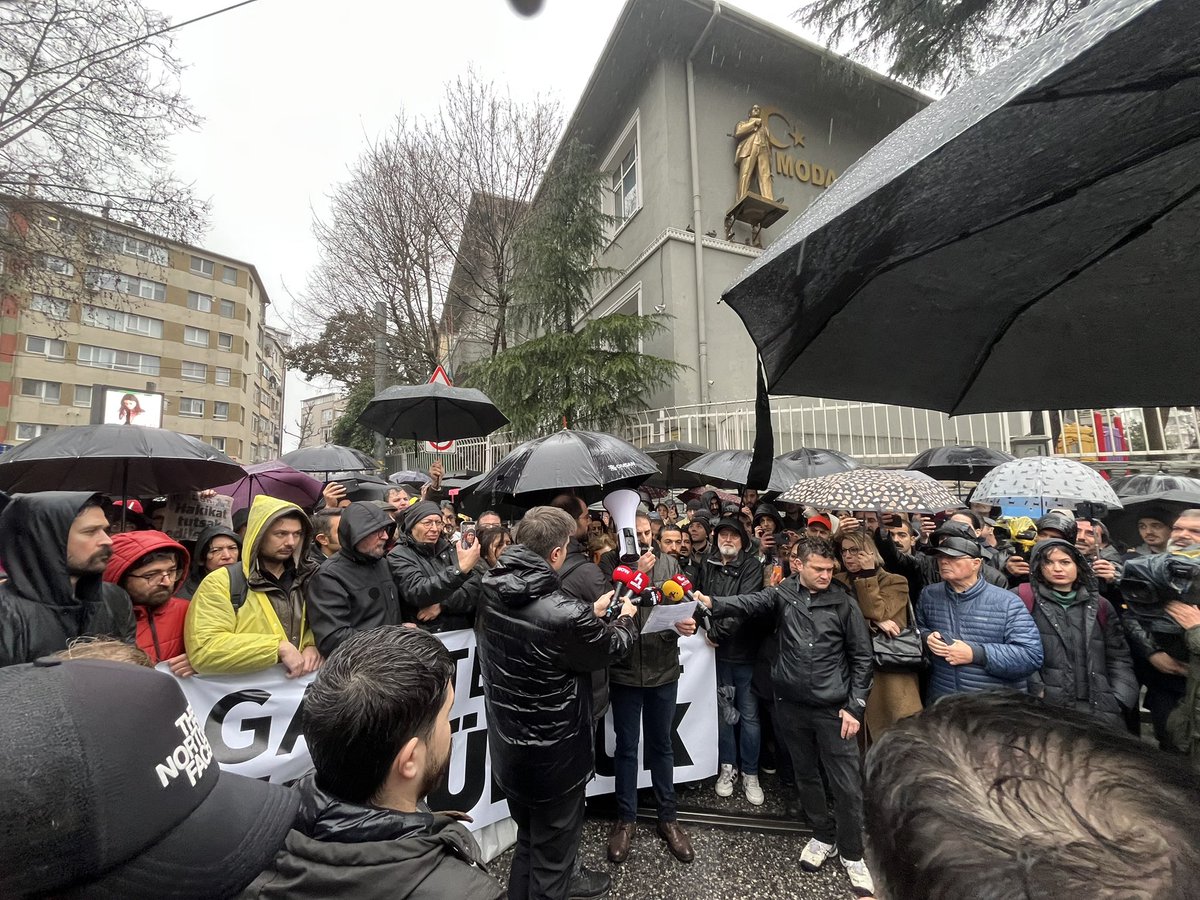 DİSK / LİMTER-İŞ SENDİKASI tweet media