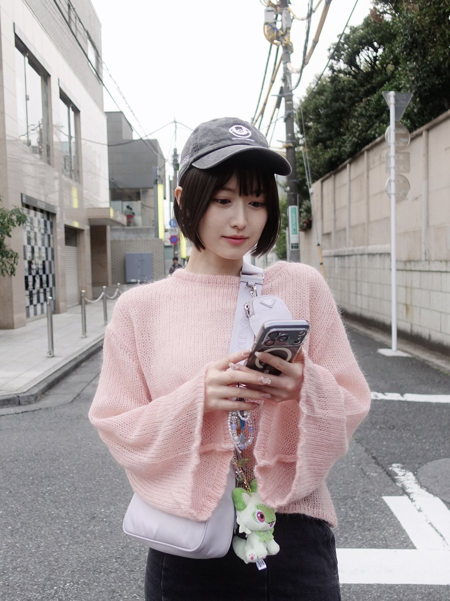 キャップコーデにも挑戦してみてる🧢🍒

そしてコンデジもちゃんと使ってみようかなって気分📸