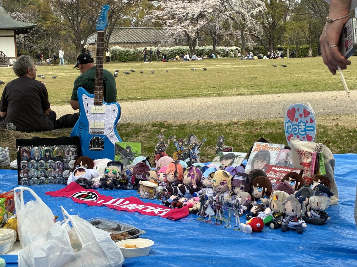 ぼぶたろ(ベースの絵文字) tweet media