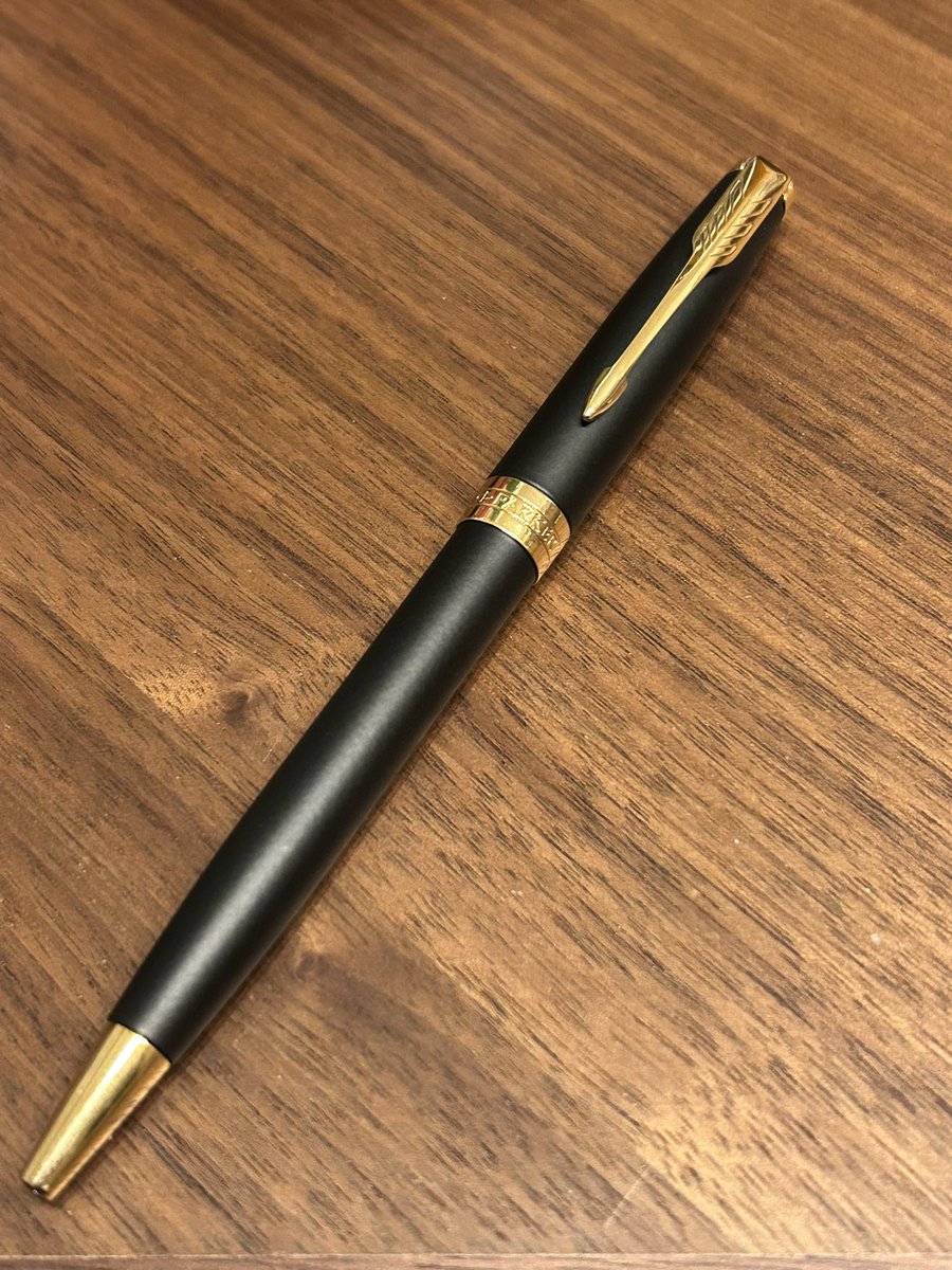 cryptomeria9099's tweet photo. 安いけどちょっと高そうに見えるボールペン買えて嬉しい☺️ https://t.co/BmZUrXUC4w