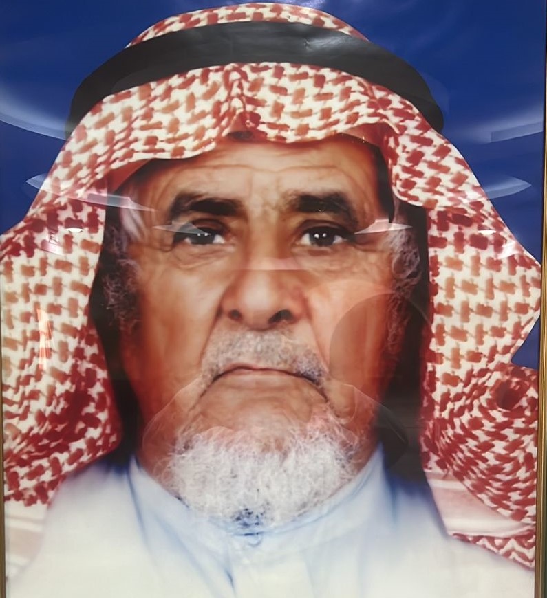 صالح المعيض #من_بعيد tweet media