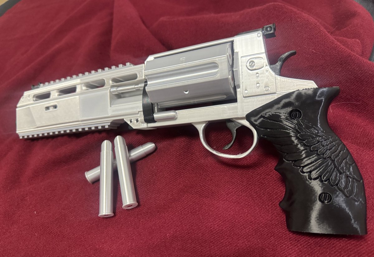 三色にゃんこ🍡🐱 tweet media