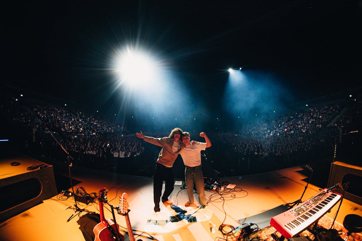 alexspencerUK's tweet photo. NIGHT 3/10 on tour with @Louis_Tomlinson 🙌

Rakastan sinua, Helsinki❤️ I love this city and we can’t wait to come back…

Onto Stockholm, Sweden tonight, Avicii Arena ‼️🇸🇪
Get down early, can’t wait to see you alll!

Anyone got any recommendations for the city? https://t.co/qNe1ETRr1J