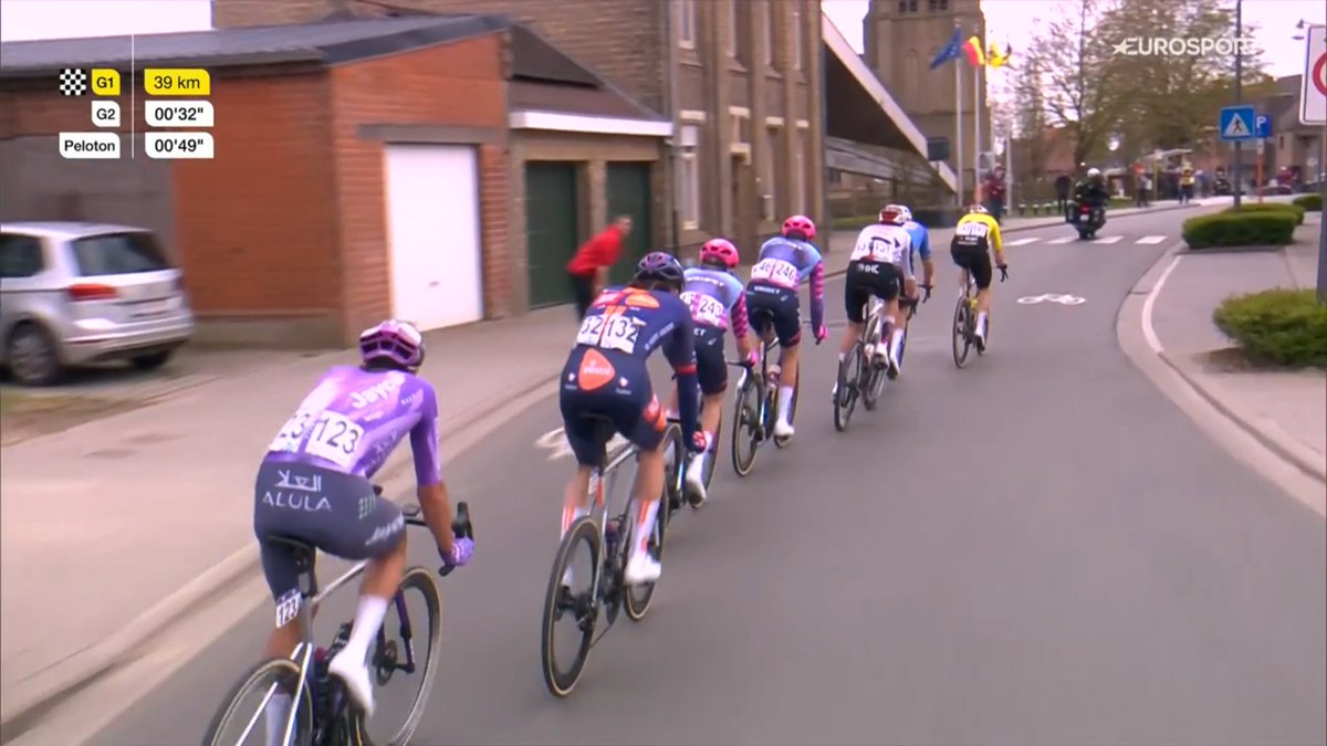 Mihai Simion tweet media