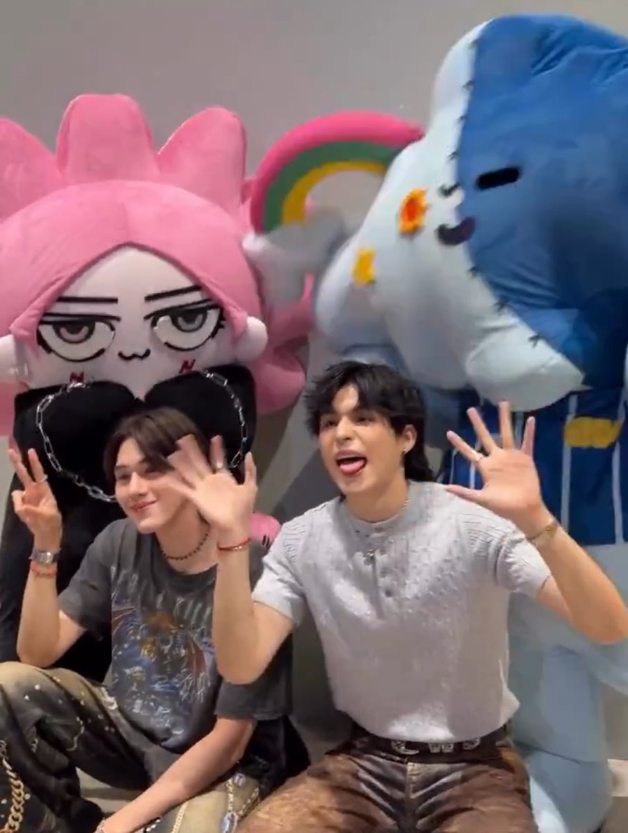 𓌈˒˒ อฟ ✿. tweet media