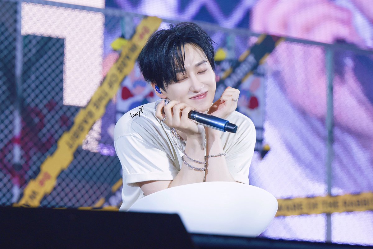diary1300's tweet photo. 260329 EUNHYUK FANCON - be:WARE OF THE RABBIT in SEOUL DAY2

ㅋㅋㅋㅋㅋㅋㅋ

#은혁 #EUNHYUK #이혁재 #李赫宰 #ウニョク
#슈퍼주니어DnE #SuperJuniorDnE
#be_WARE_OF_THE_RABBIT https://t.co/QIMhPsbQMV