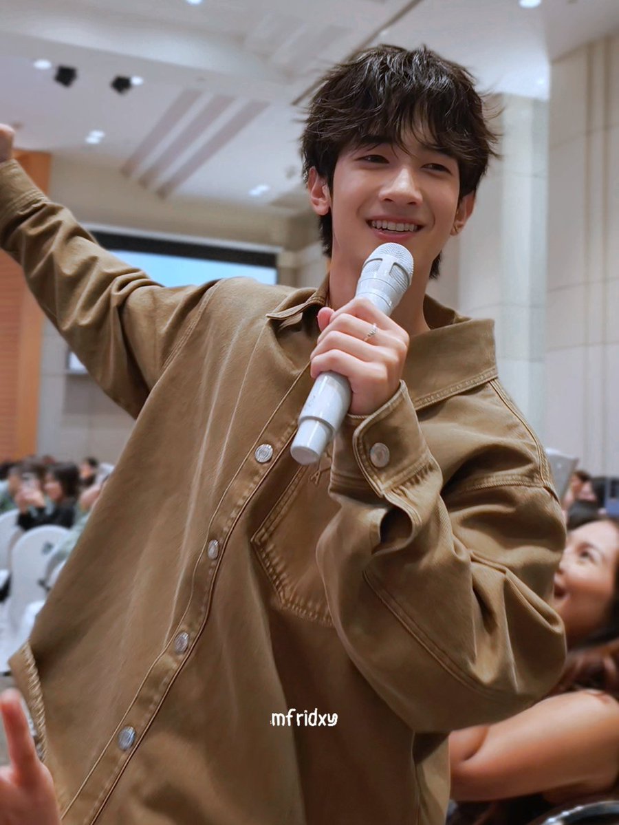 ┌ ★ 𝙢𝙛𝙙 🦕🍊 ’ tweet media