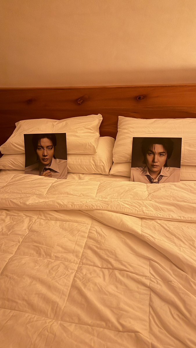 faehoseok's tweet photo. good night yall https://t.co/AoCCxzwhcJ