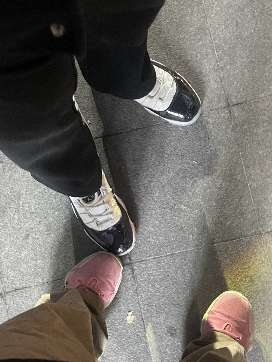 还是男高紧 tweet media