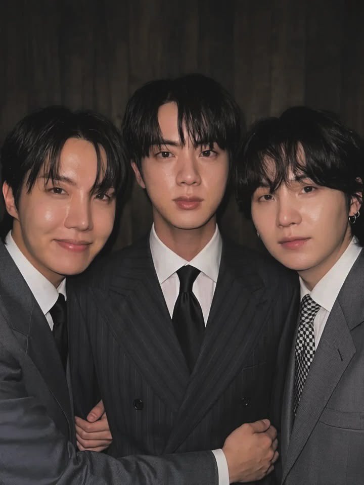 SUGA OF BTS tweet media