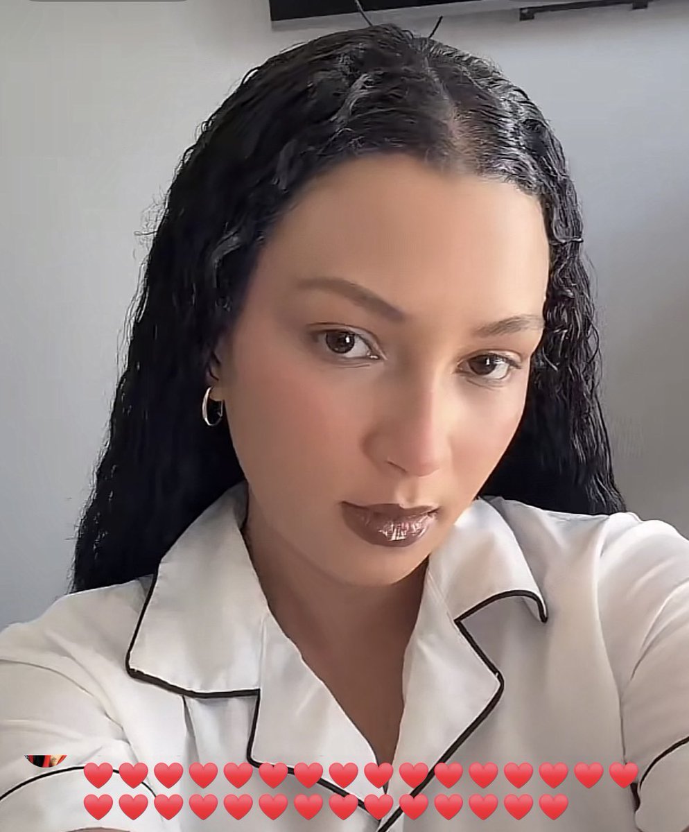 Zeefah The AO Employee🥳🔥 tweet media