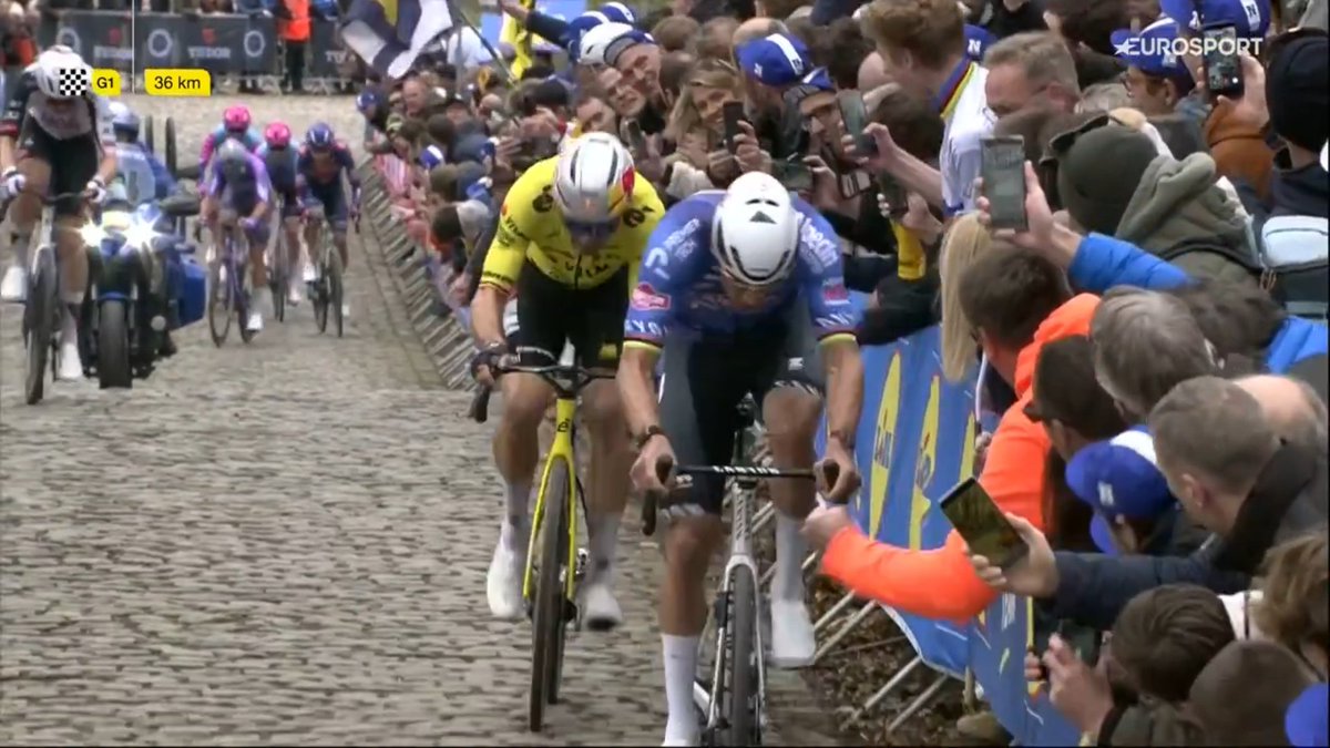 Le Gruppetto tweet media