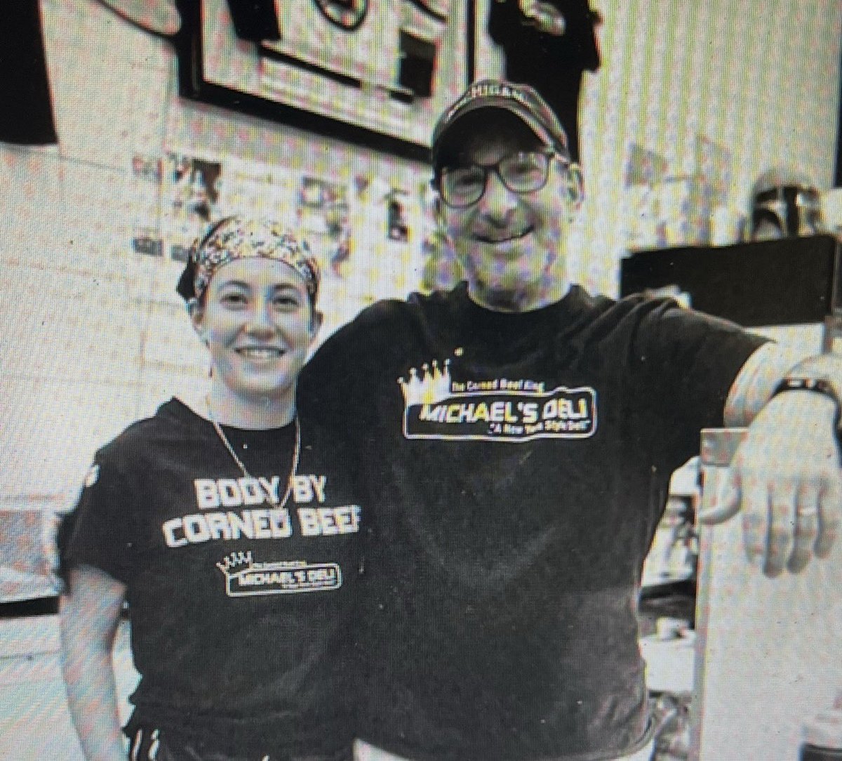 Michaels_Deli's tweet image. Best part of owning a small Mom &amp;amp; Pop-When you really need a 🖐️you’ve got it! 🛑 by &amp;amp; enjoy the beautiful 🥪 that Maya will make today. Of our kids, she does make the most 👁️ catching beauties-don’t tell our boys 🤐
#smallbusiness #familybusiness #familyfirst #sundayfunday #lunch