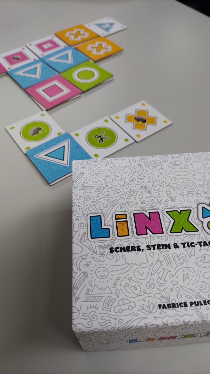ラスゲー会

ボタニクス、クランズオブカレドニア、テイクイットイージー、Linx

昼過ぎからのんびり参加し、リプレイ枠多めでまったりと。カレドニアはキルト氏族使用、素直で使いやすい氏族でした。遊びやすい名作でかなり好き。
皆様ありがとうございました
