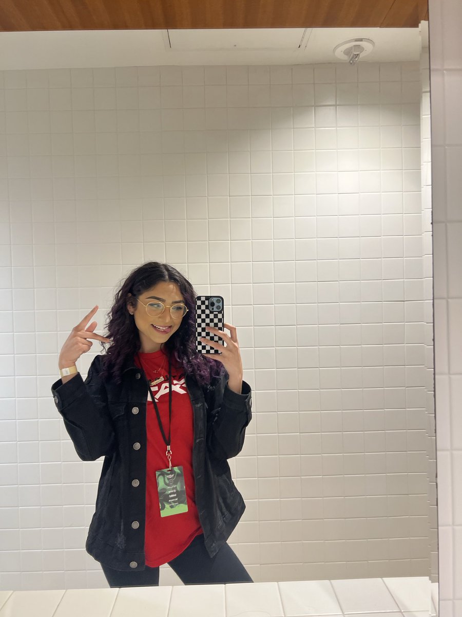 Devinique Maricella tweet media